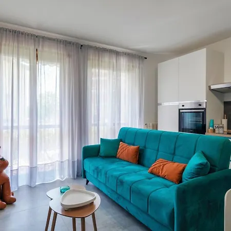 Roka House Apartment *